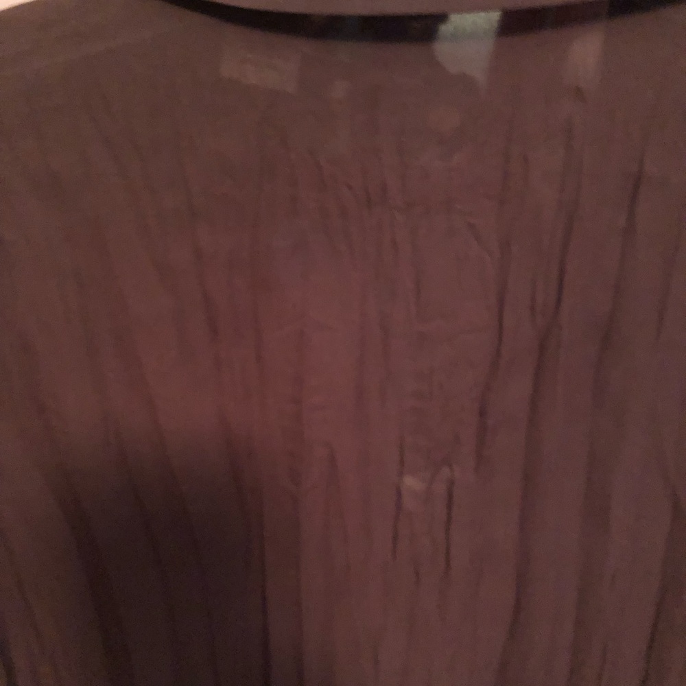 Beautiful blouse - Picture 3 of 4